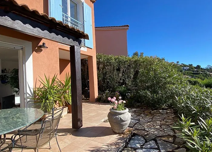 Dom wakacyjny Villa Mandelieu Mandelieu
